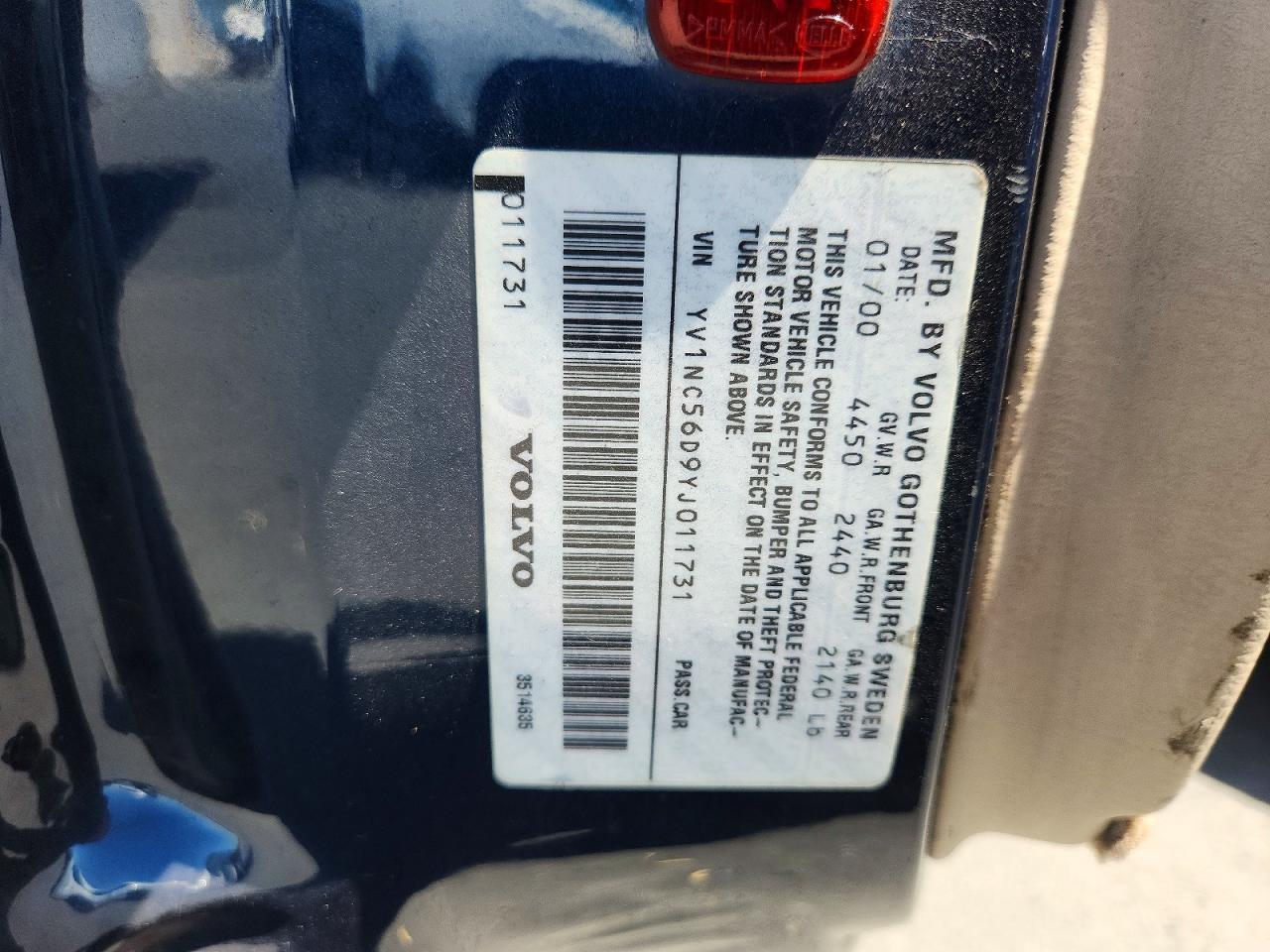 2000 VOLVO C70