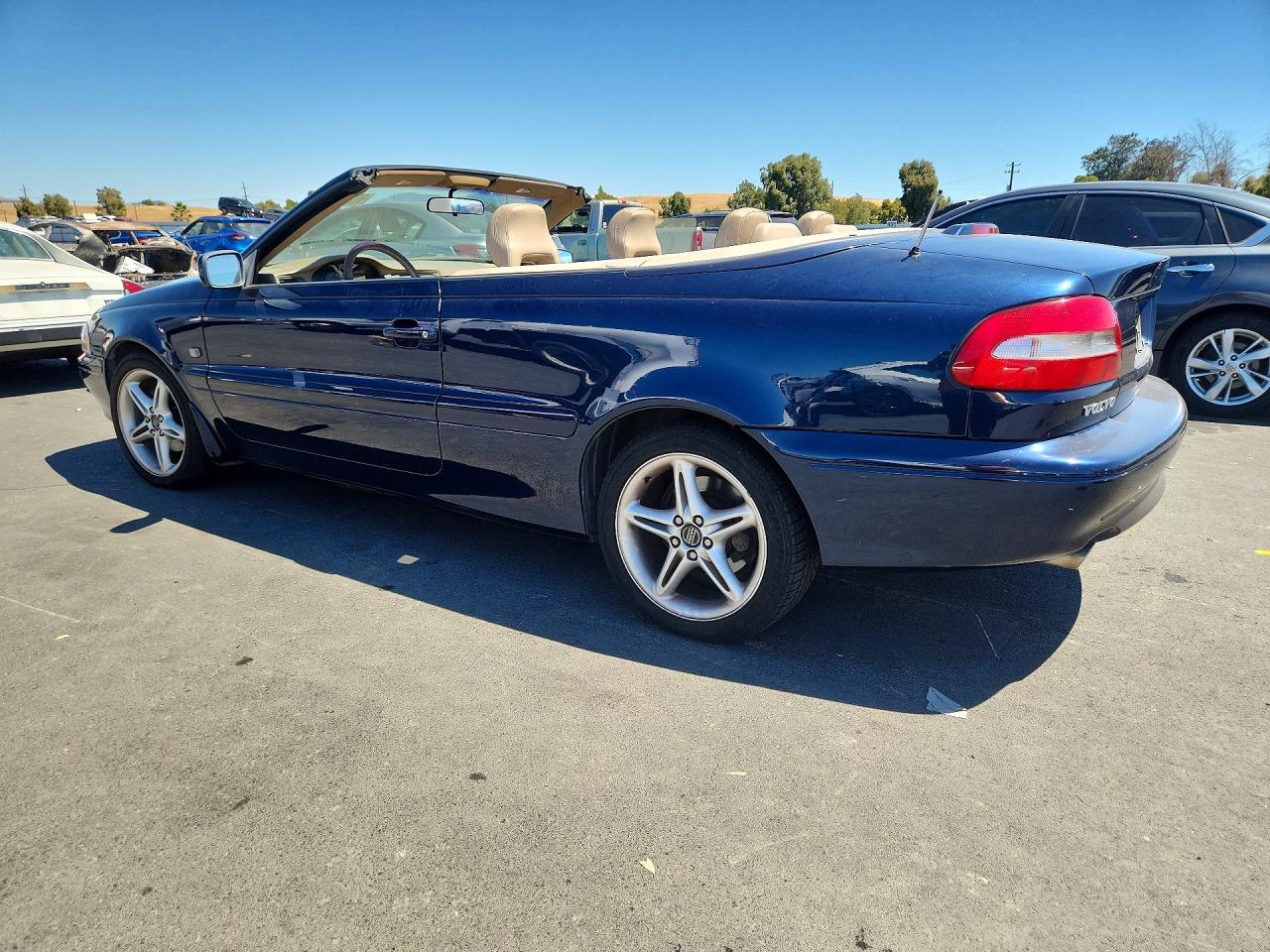 2000 VOLVO C70