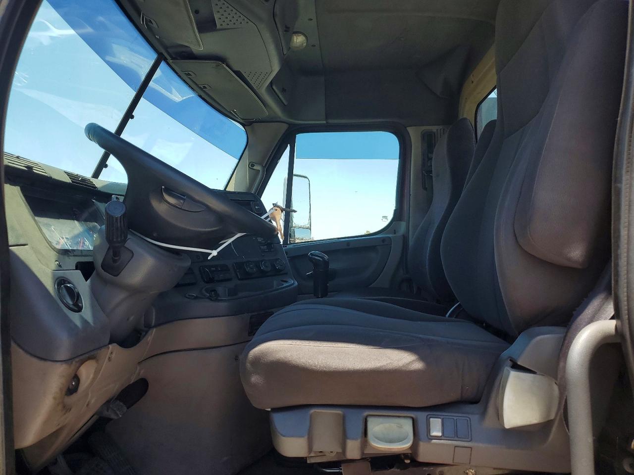 2011 FREIGHTLINER ALL OTHER