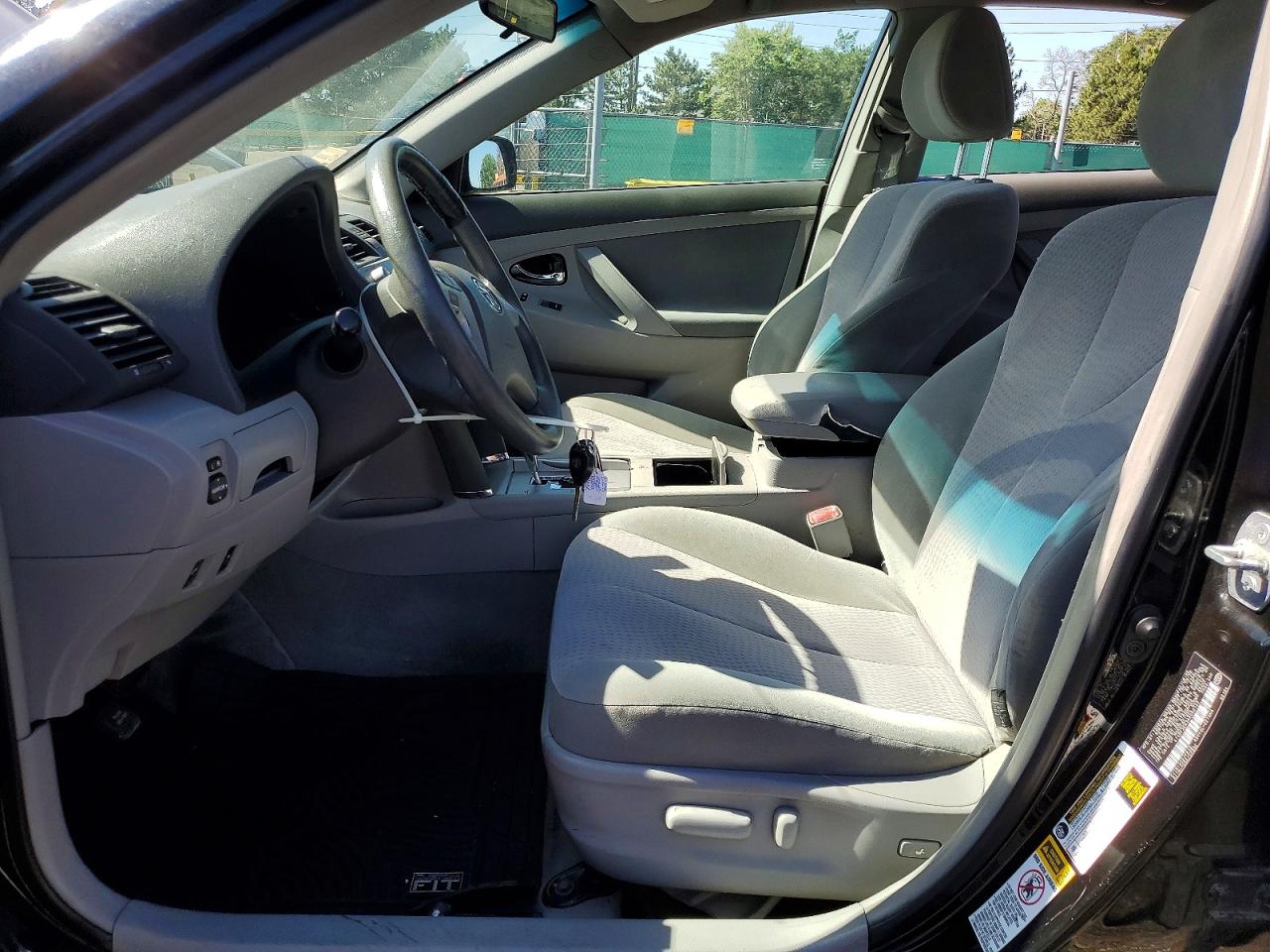 2010 TOYOTA CAMRY