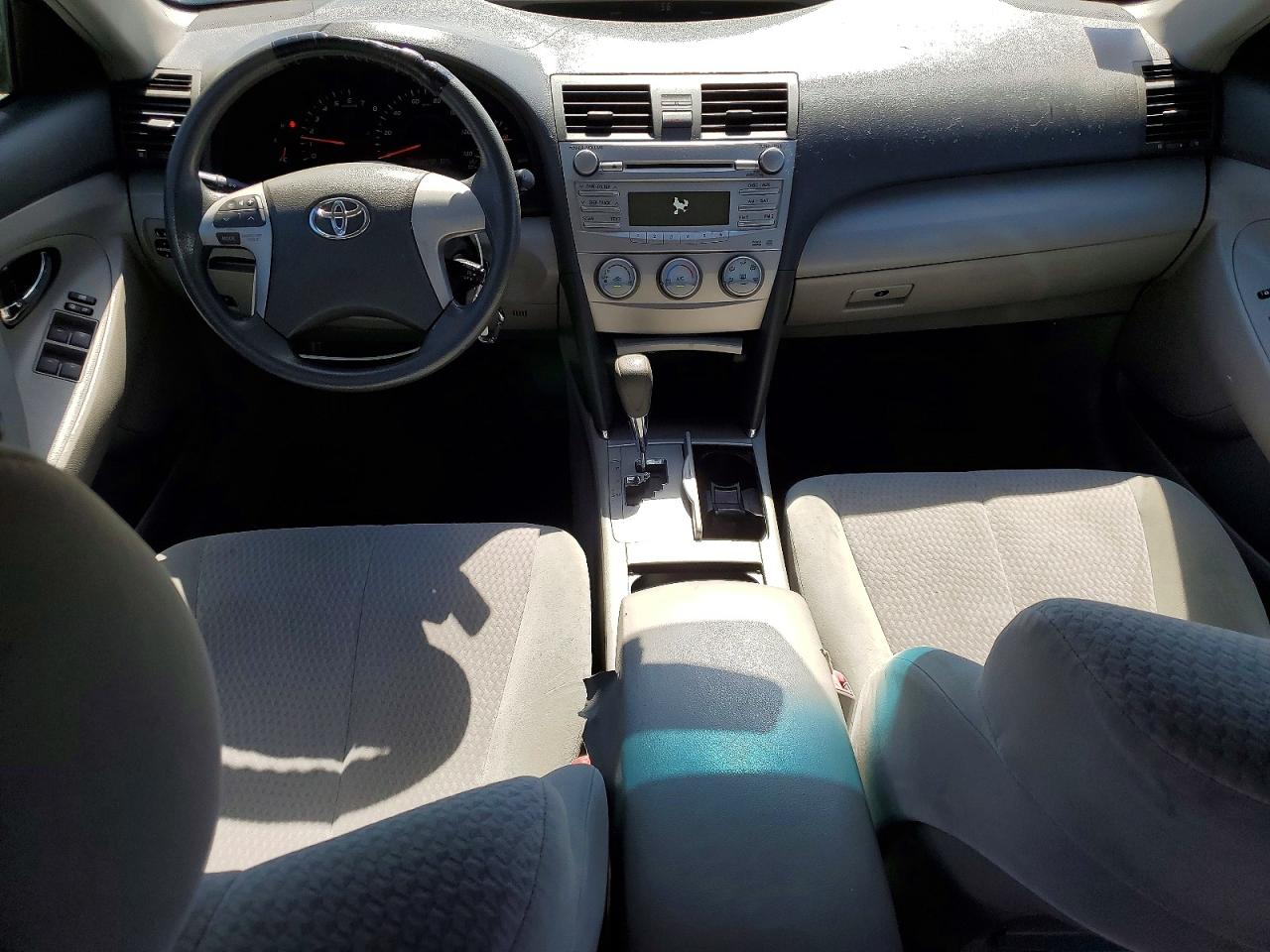 2010 TOYOTA CAMRY