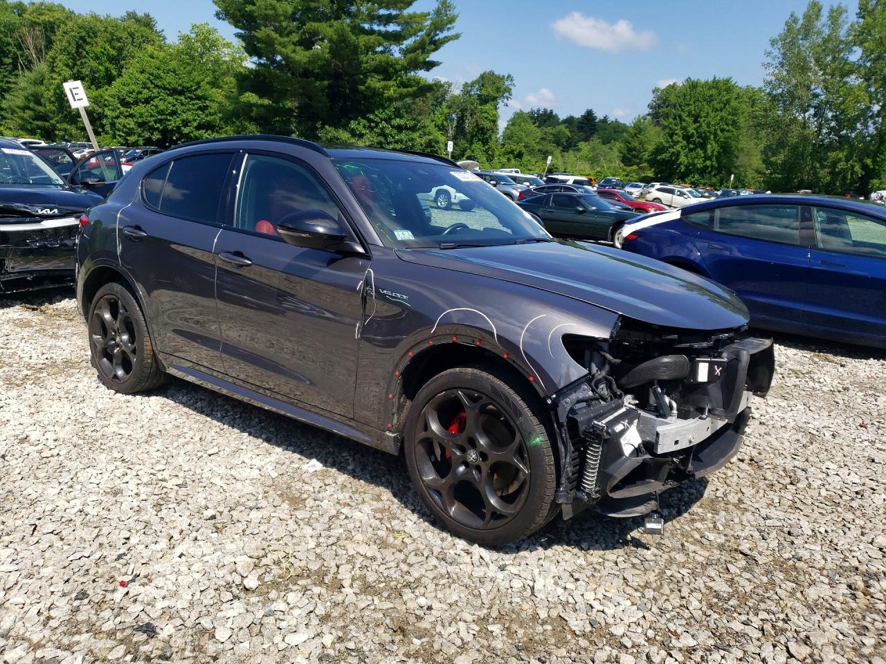 2022 ALFA ROMEO STELVIO