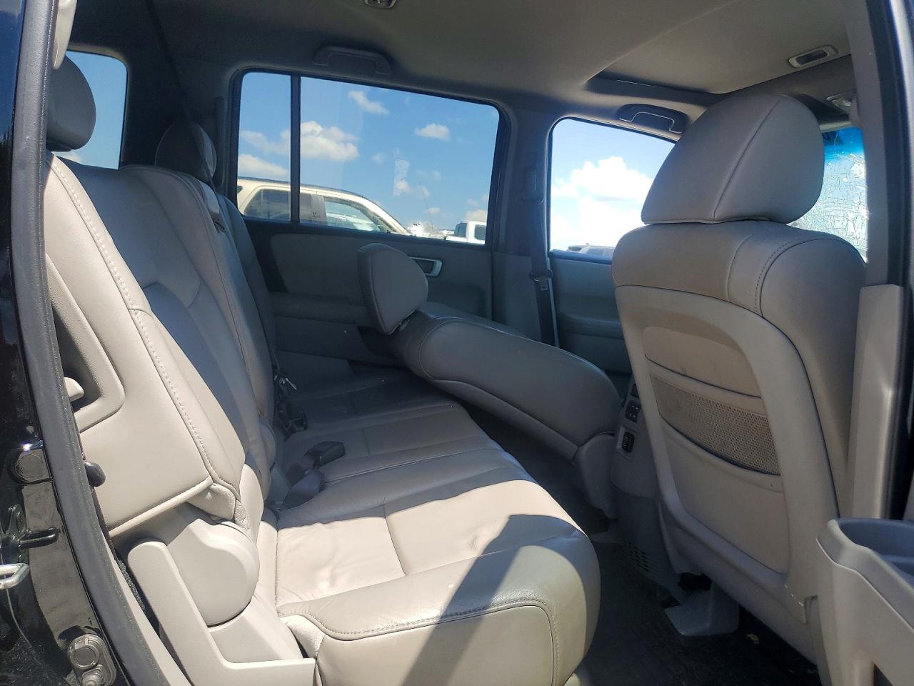 2011 HONDA PILOT