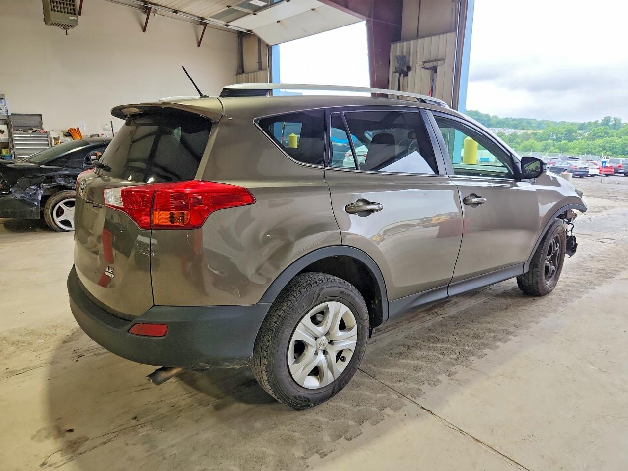 2014 TOYOTA RAV4