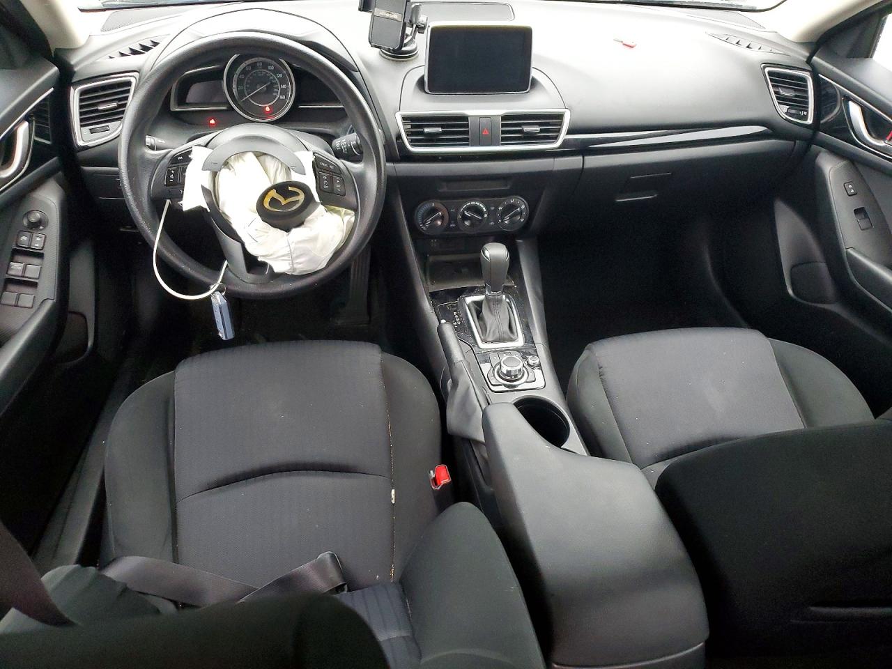2016 MAZDA 3