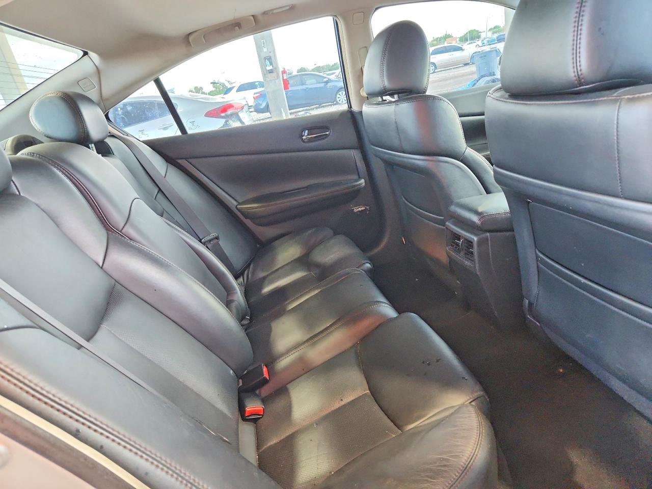 2014 NISSAN MAXIMA
