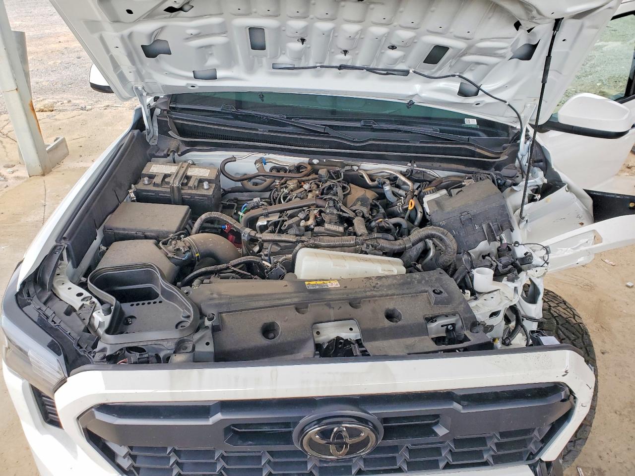 2025 TOYOTA TACOMA
