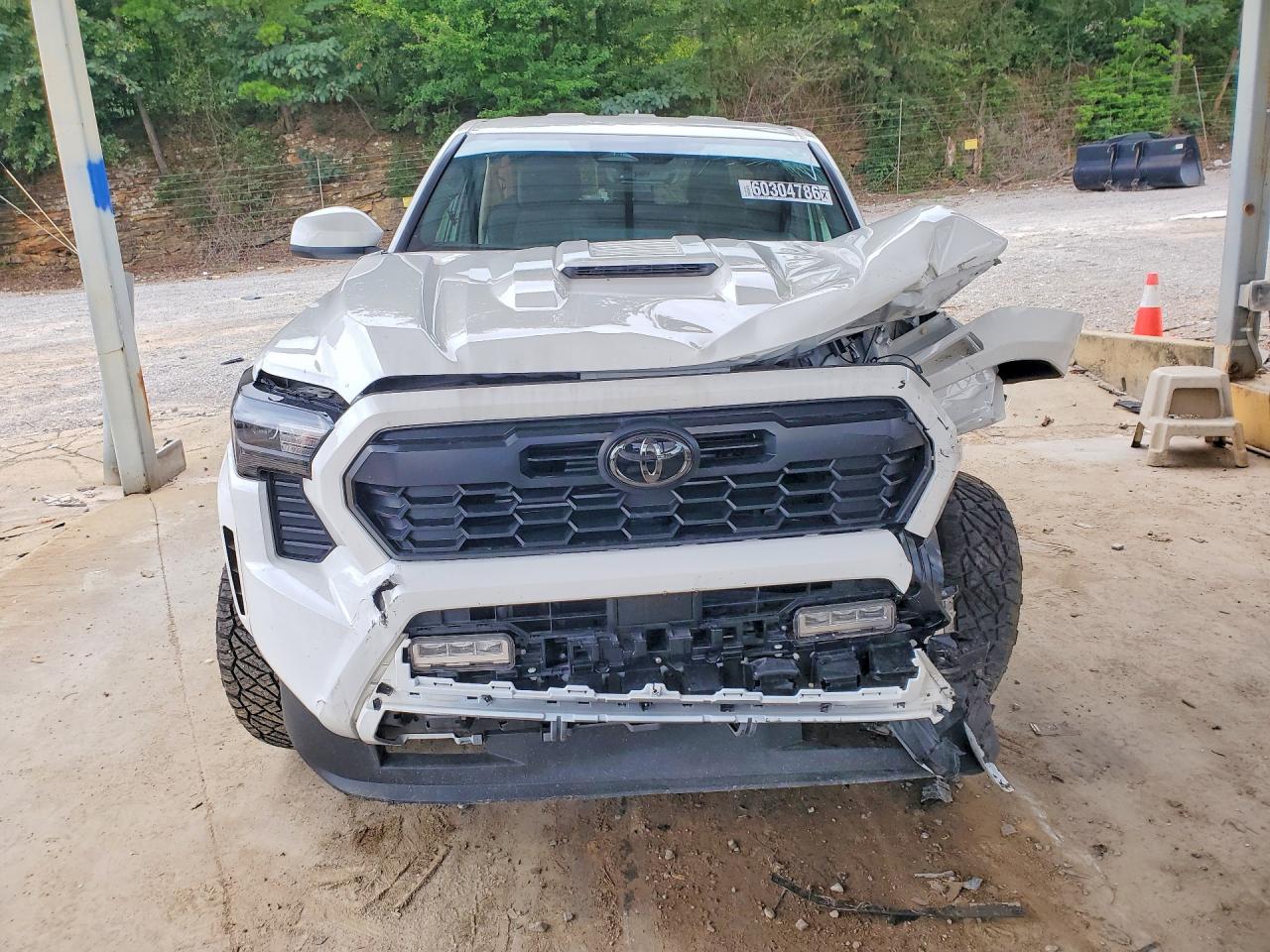 2025 TOYOTA TACOMA
