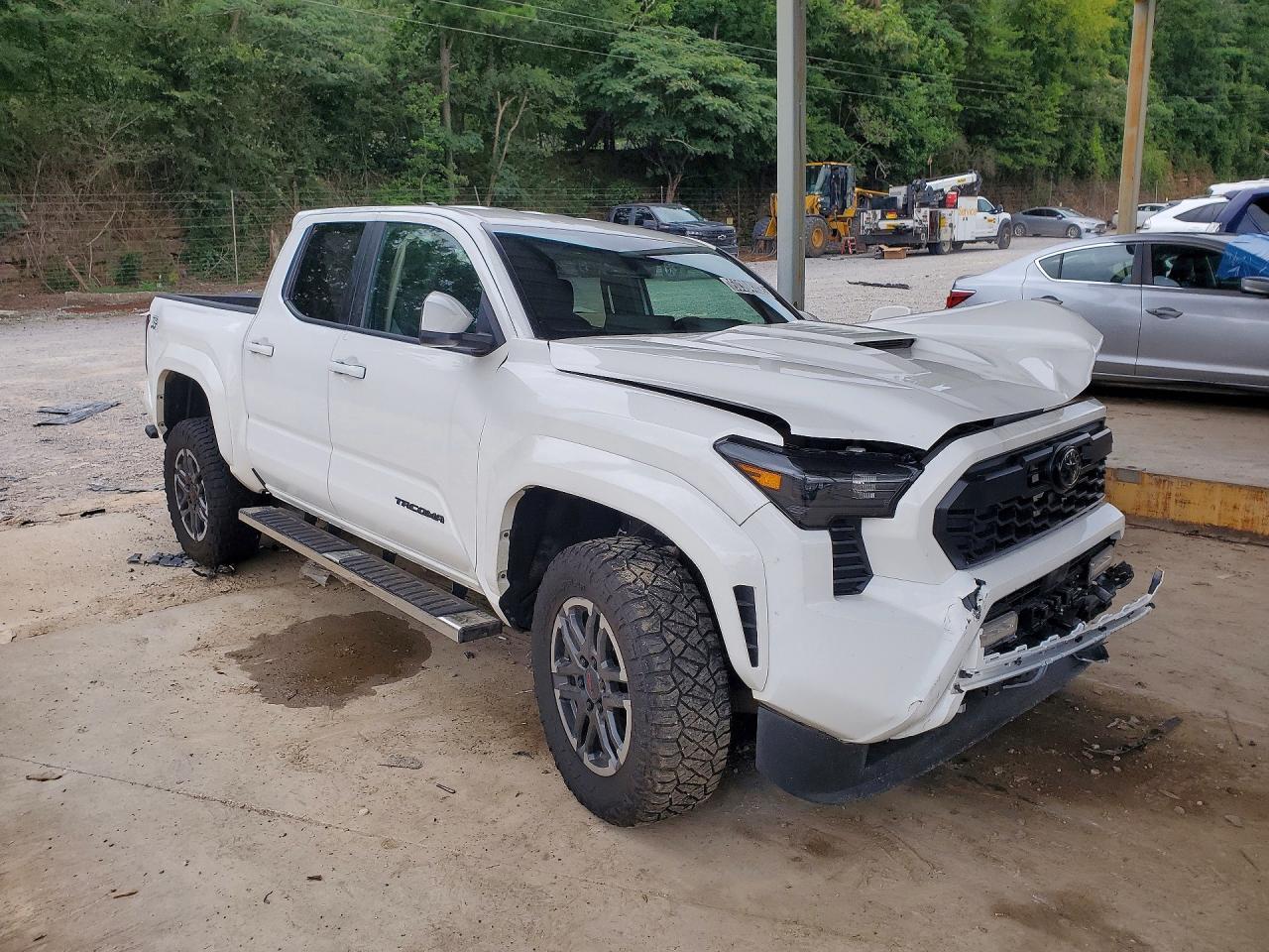 2025 TOYOTA TACOMA