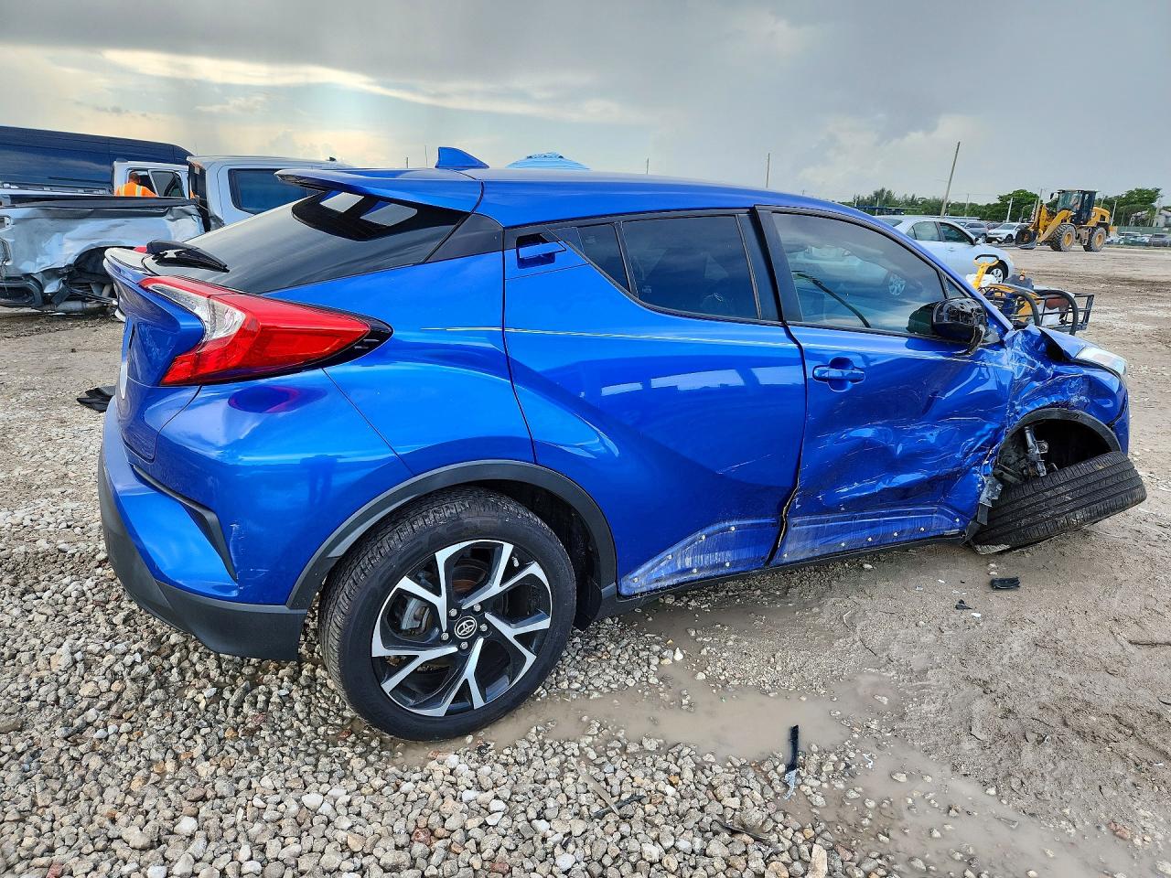 2018 TOYOTA C-HR