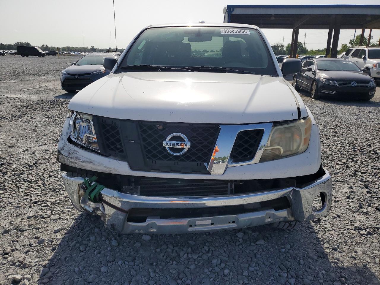 2011 NISSAN FRONTIER