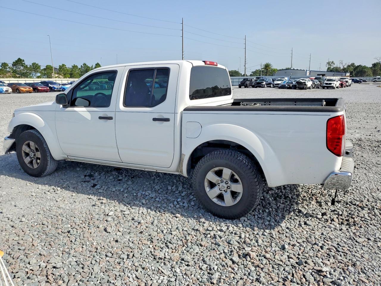 2011 NISSAN FRONTIER