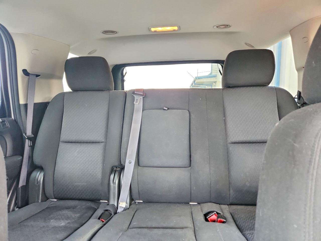 2011 CHEVROLET TAHOE
