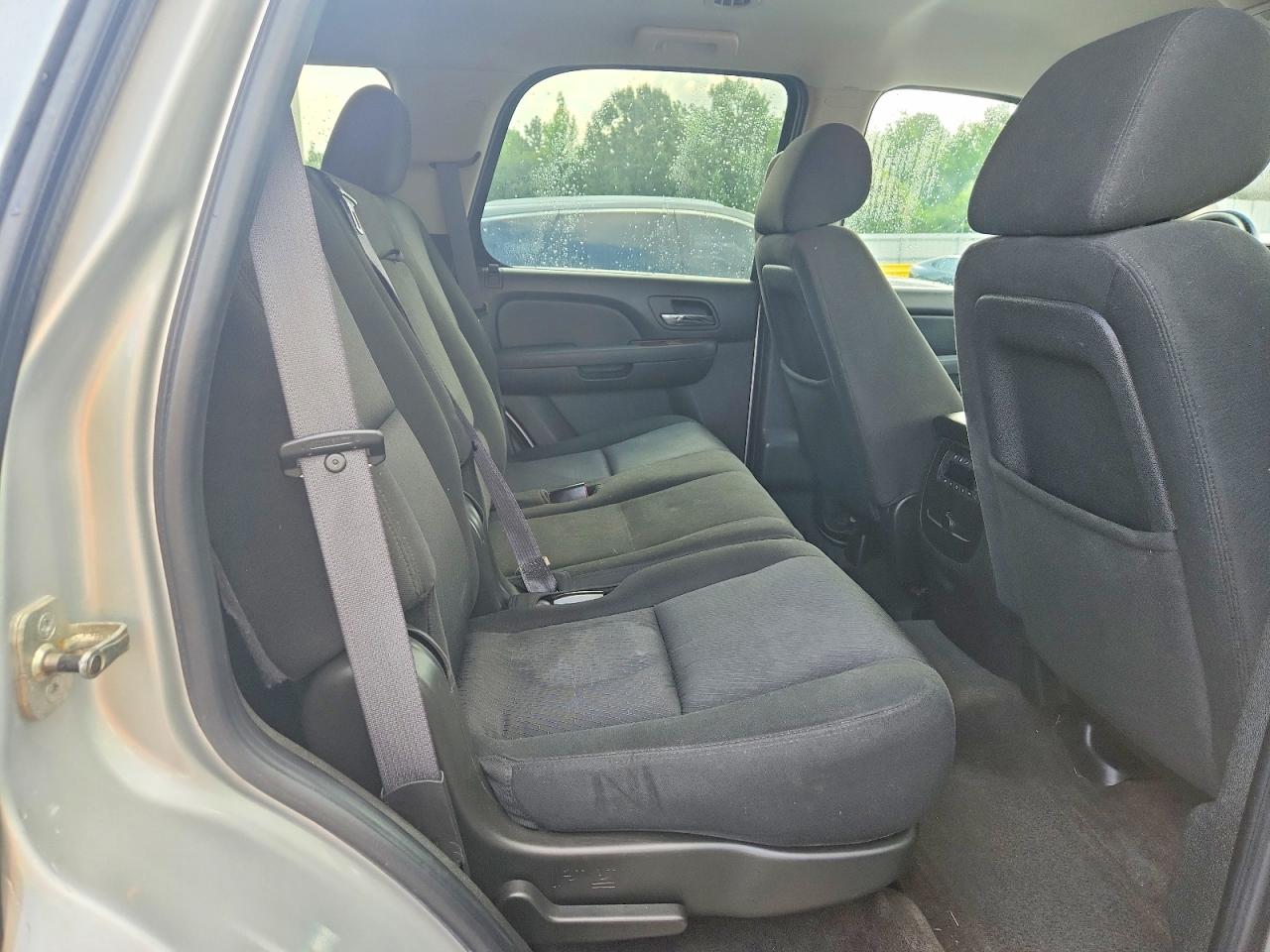 2011 CHEVROLET TAHOE
