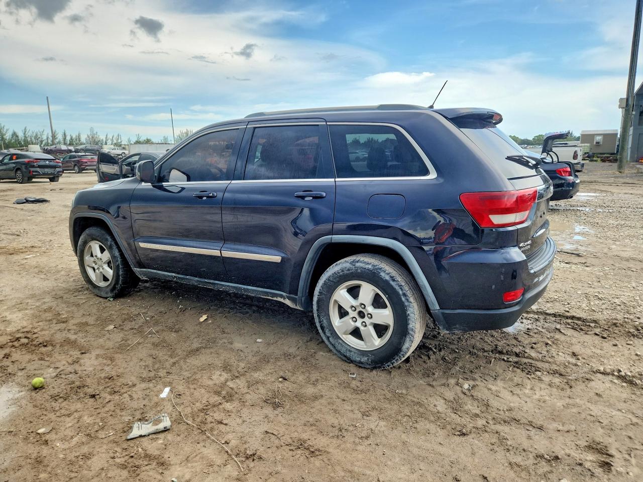 2011 JEEP CHEROKEE