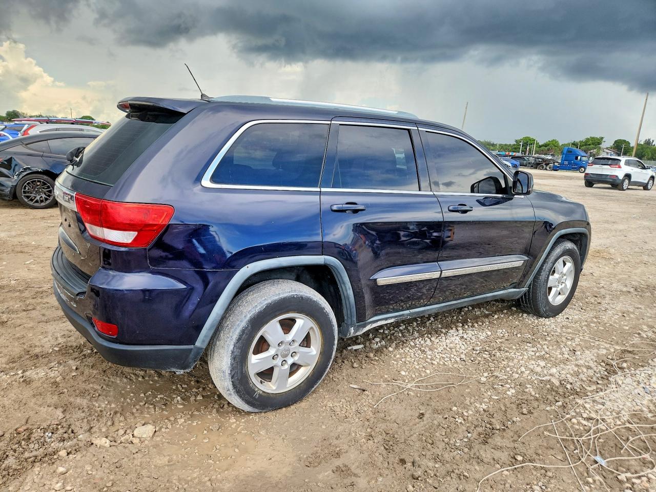 2011 JEEP CHEROKEE