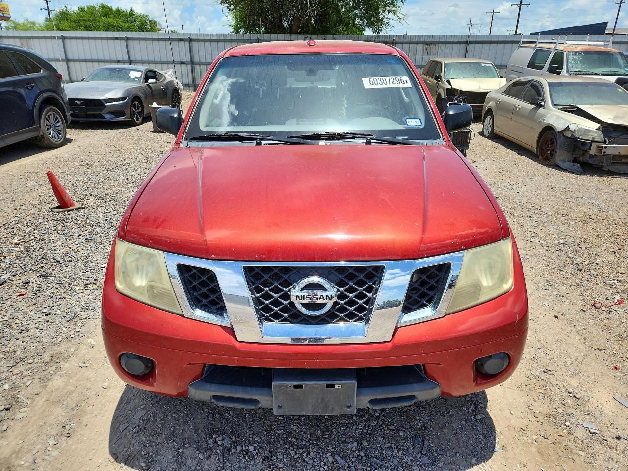 2015 NISSAN FRONTIER
