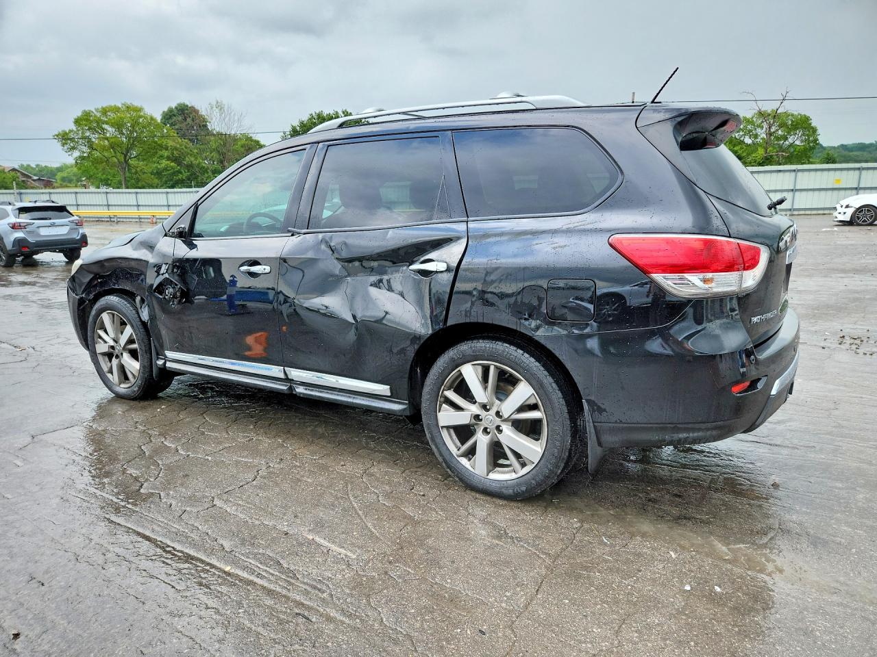 2016 NISSAN PATHFINDER