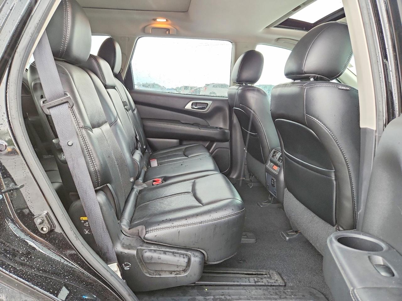 2016 NISSAN PATHFINDER