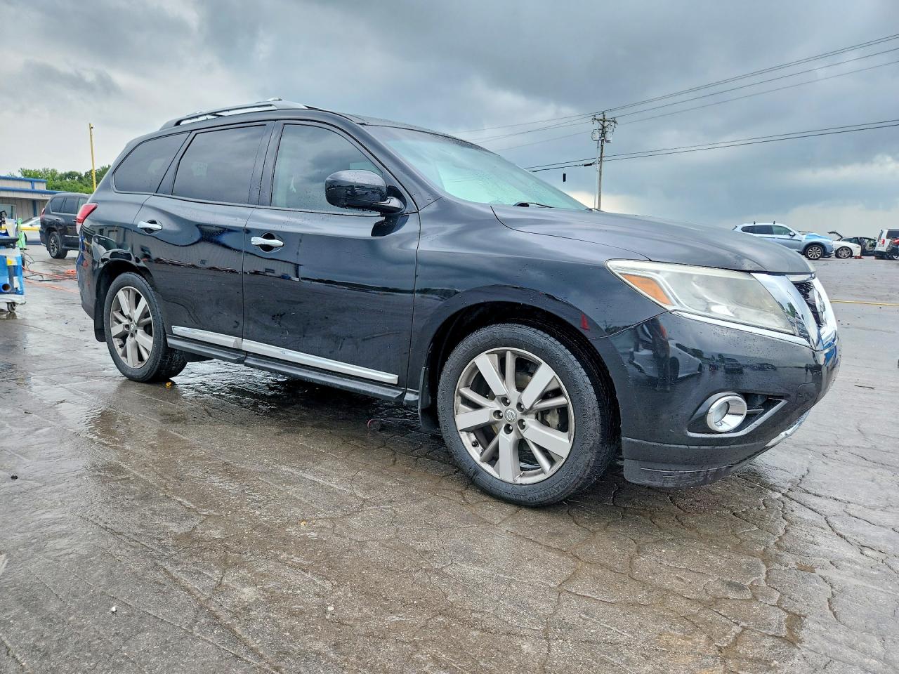 2016 NISSAN PATHFINDER
