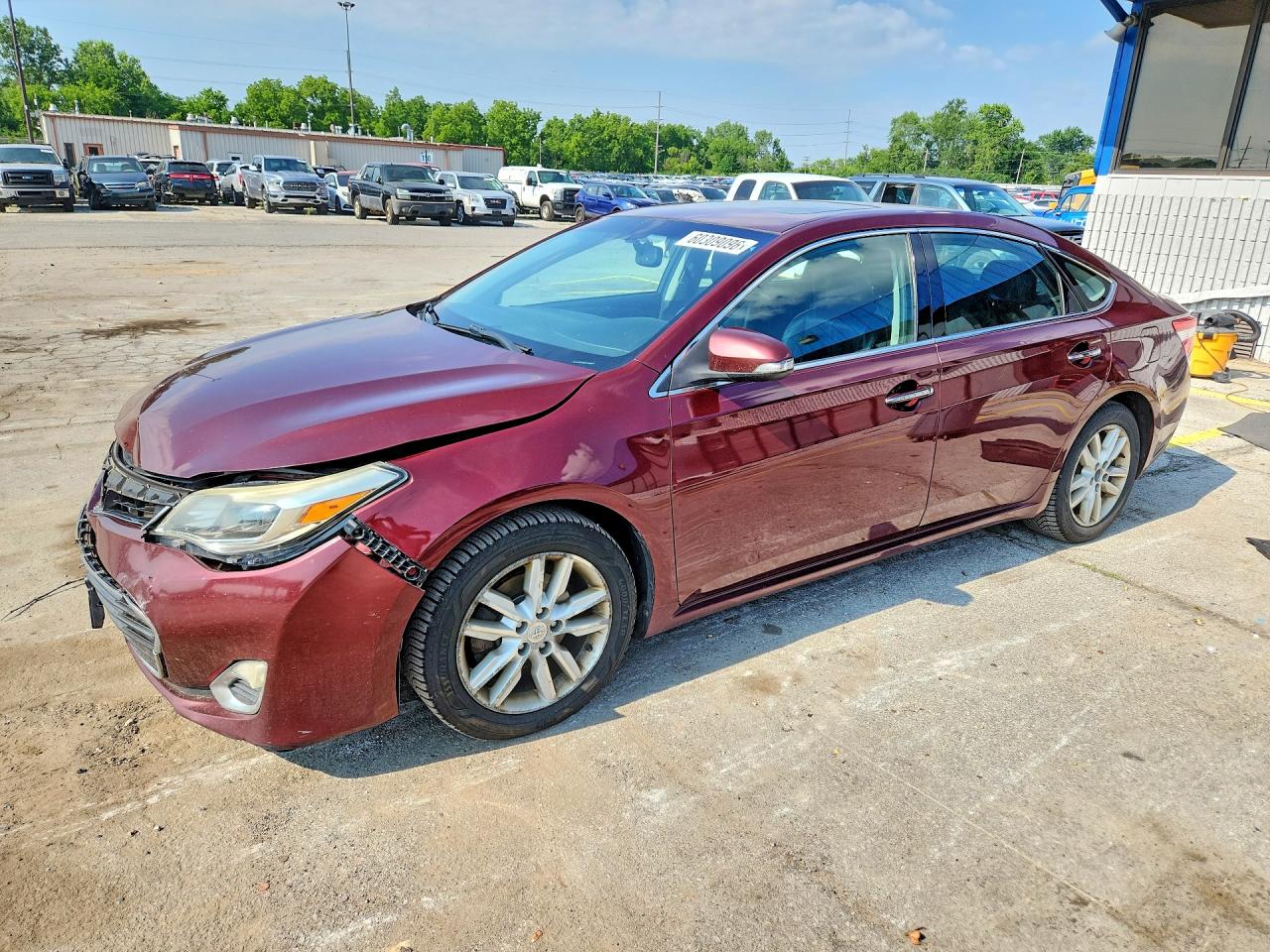2013 TOYOTA AVALON