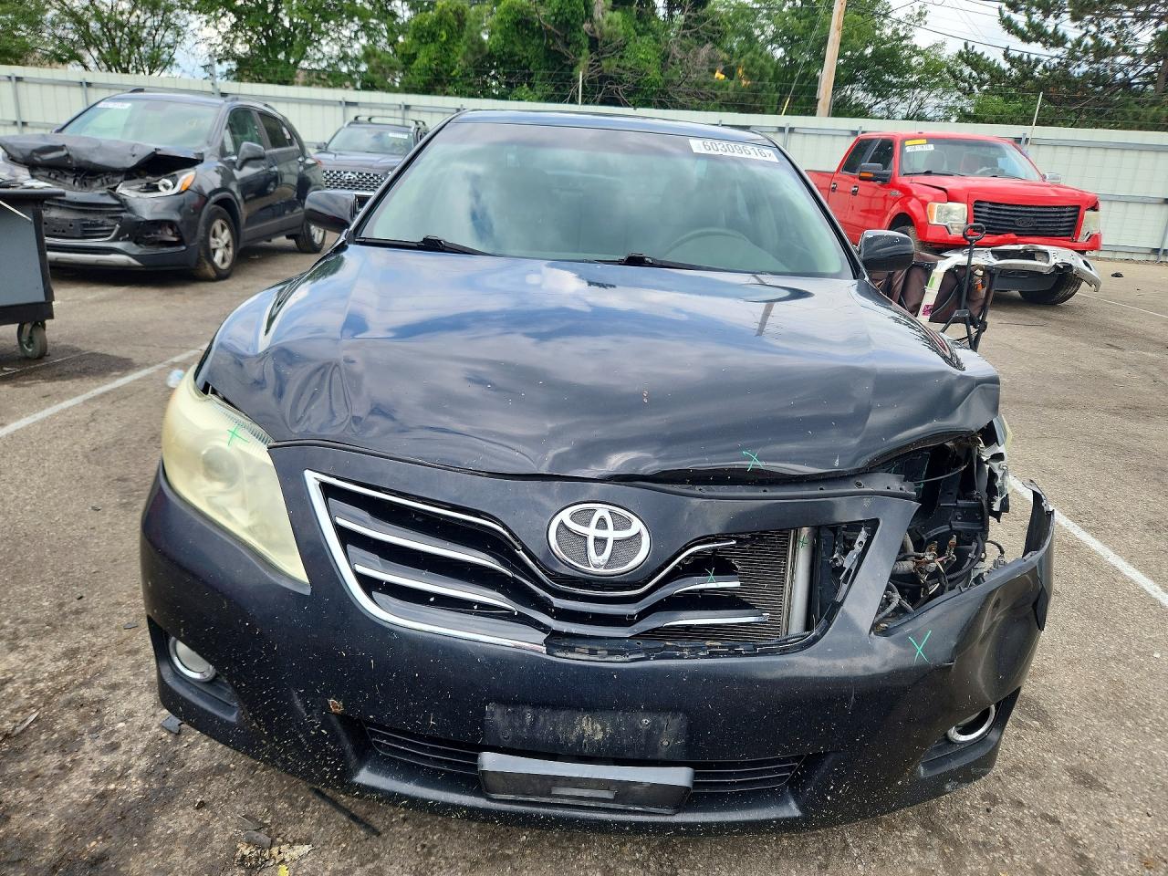 2011 TOYOTA CAMRY