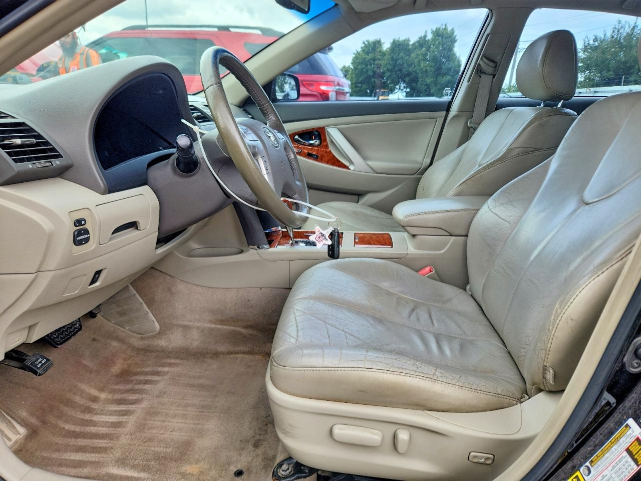 2011 TOYOTA CAMRY
