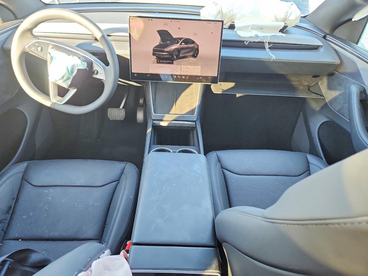 2026 TESLA MODEL Y