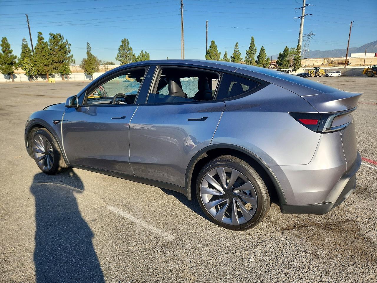 2026 TESLA MODEL Y