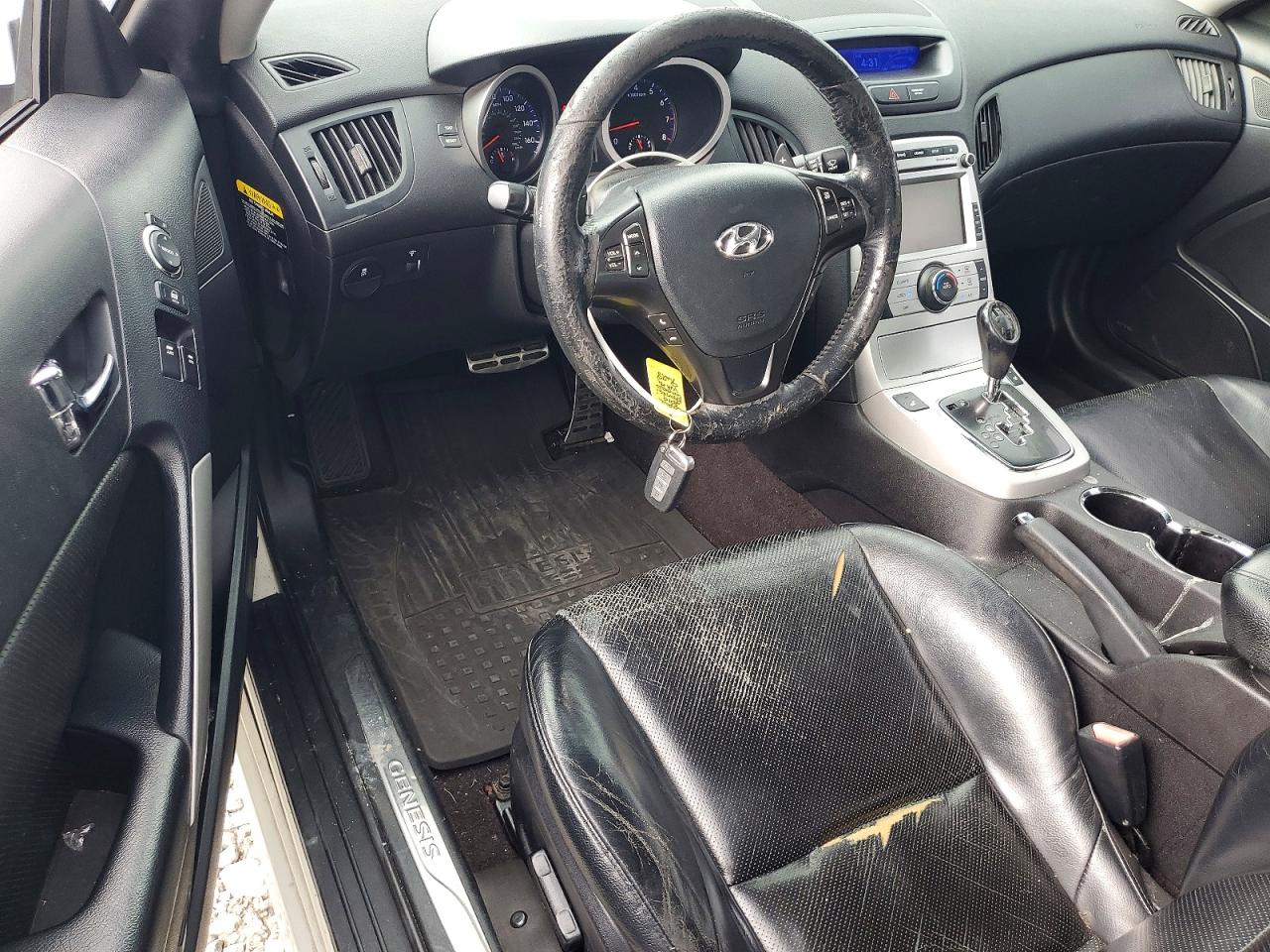 2010 HYUNDAI GENESIS