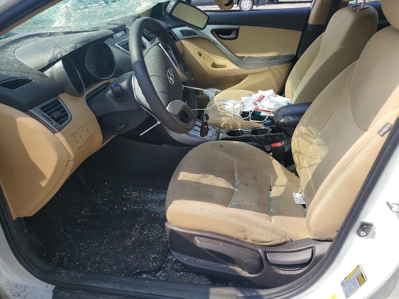 2012 HYUNDAI ELANTRA