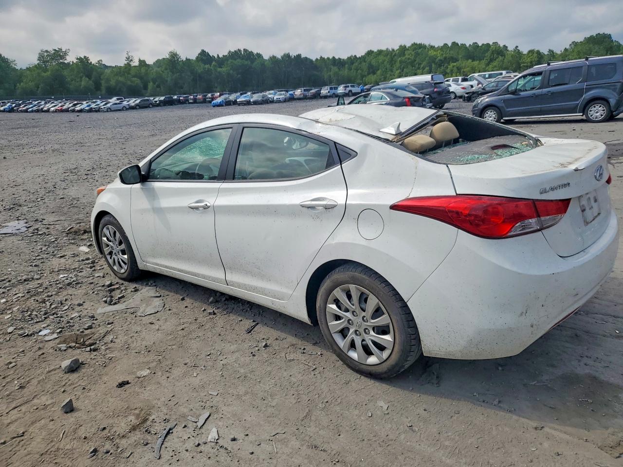 2012 HYUNDAI ELANTRA