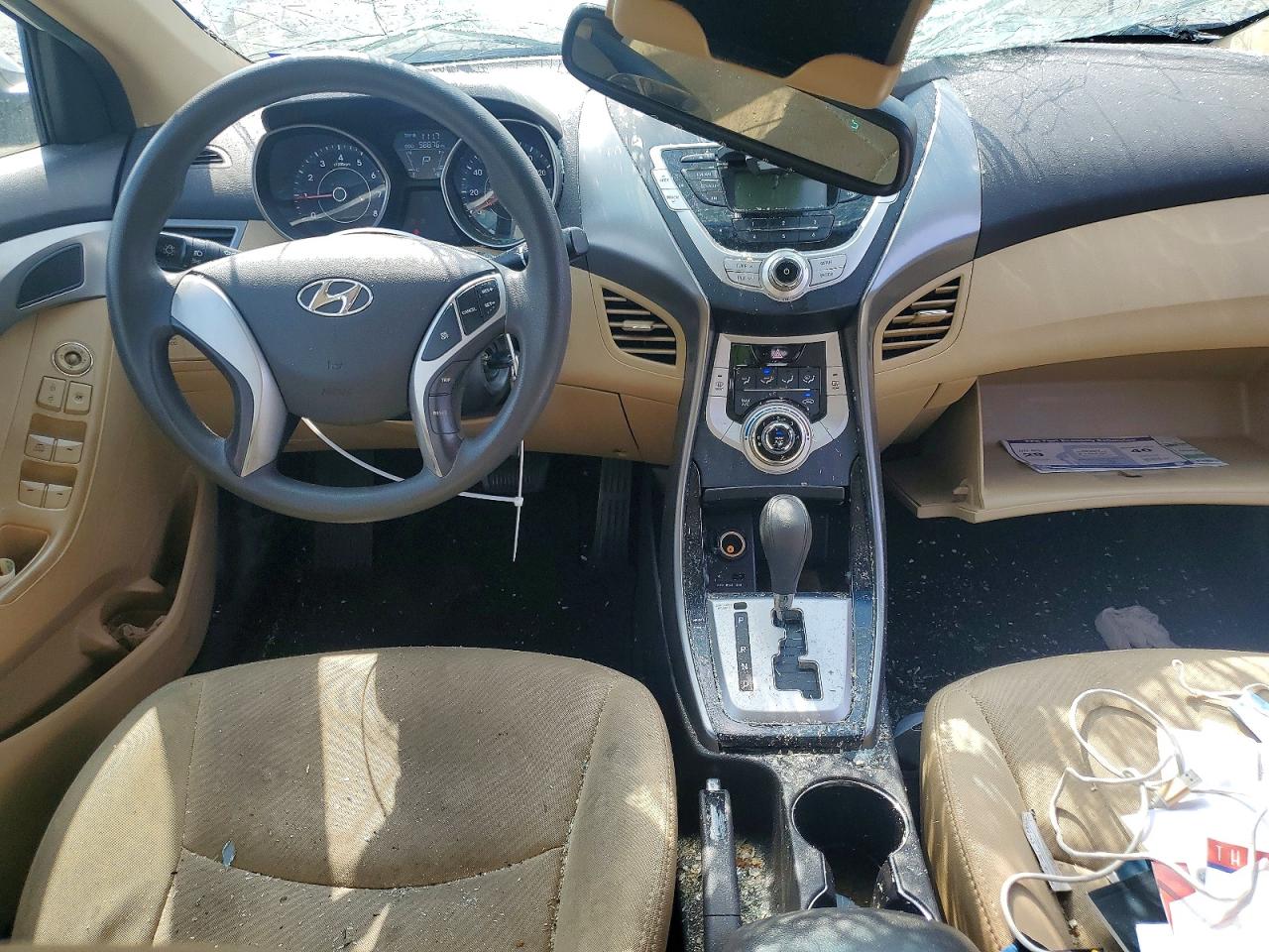 2012 HYUNDAI ELANTRA