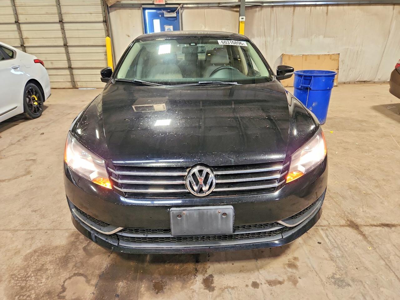 2014 VOLKSWAGEN PASSAT
