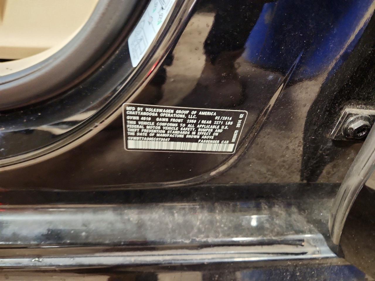 2014 VOLKSWAGEN PASSAT