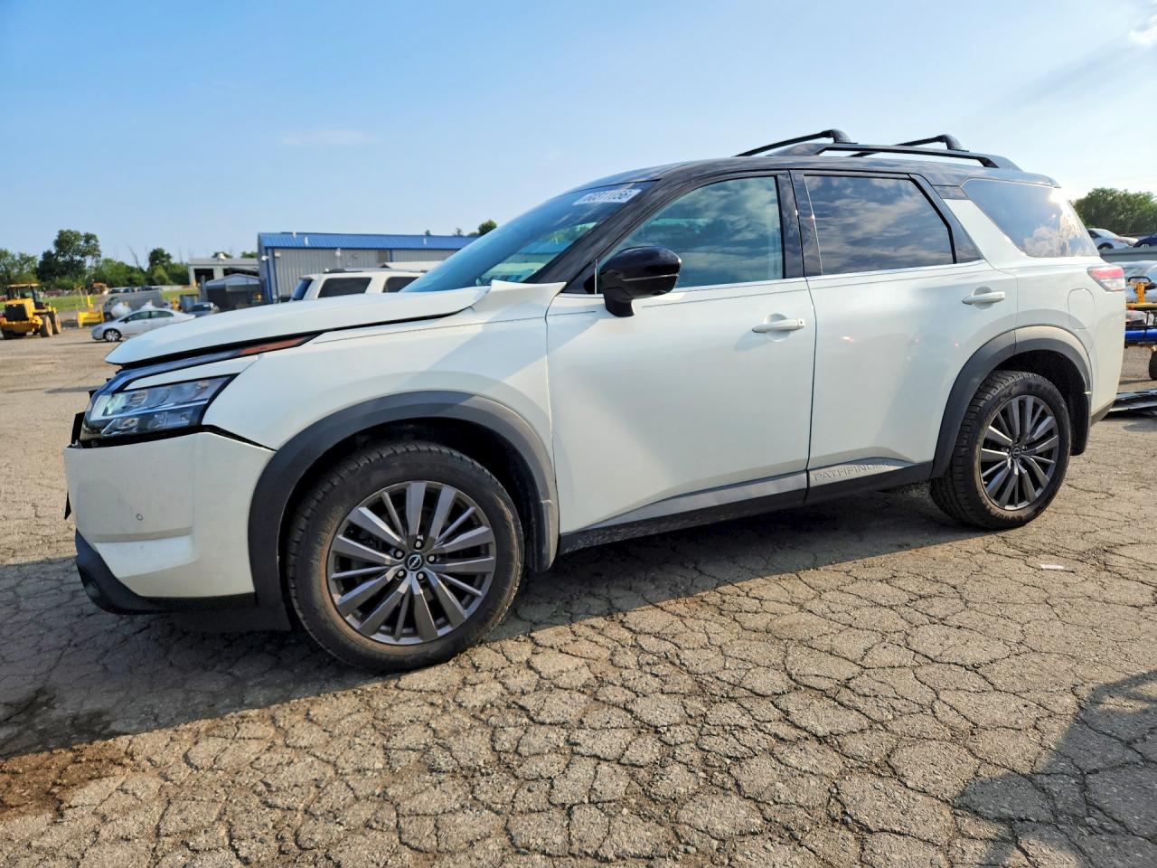 2023 NISSAN PATHFINDER