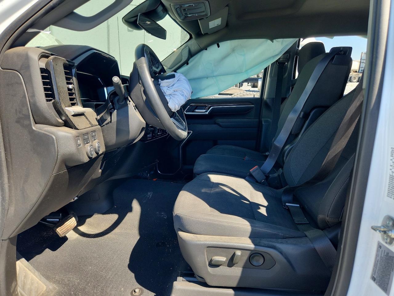 2025 CHEVROLET SILVERADO