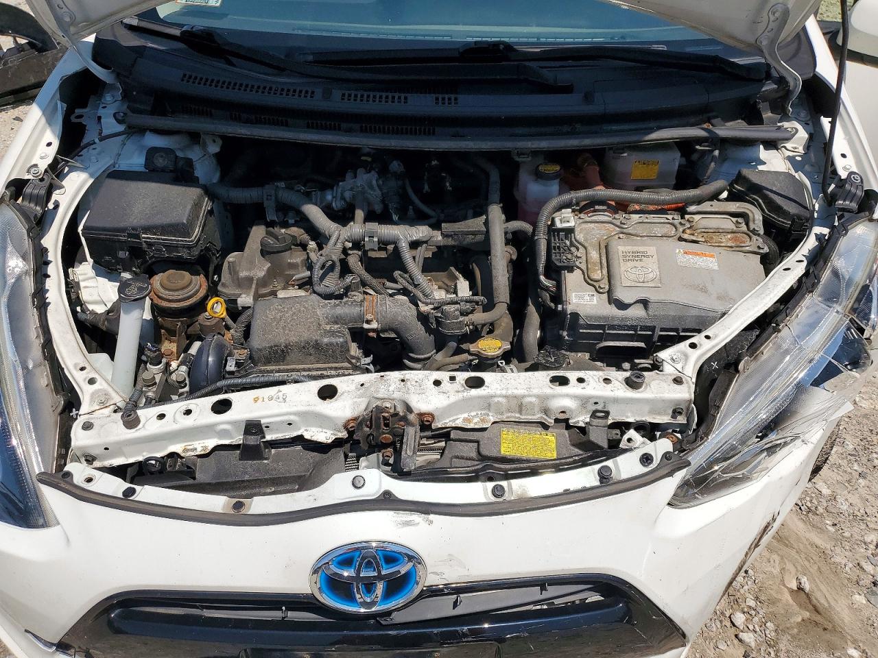 2015 TOYOTA PRIUS