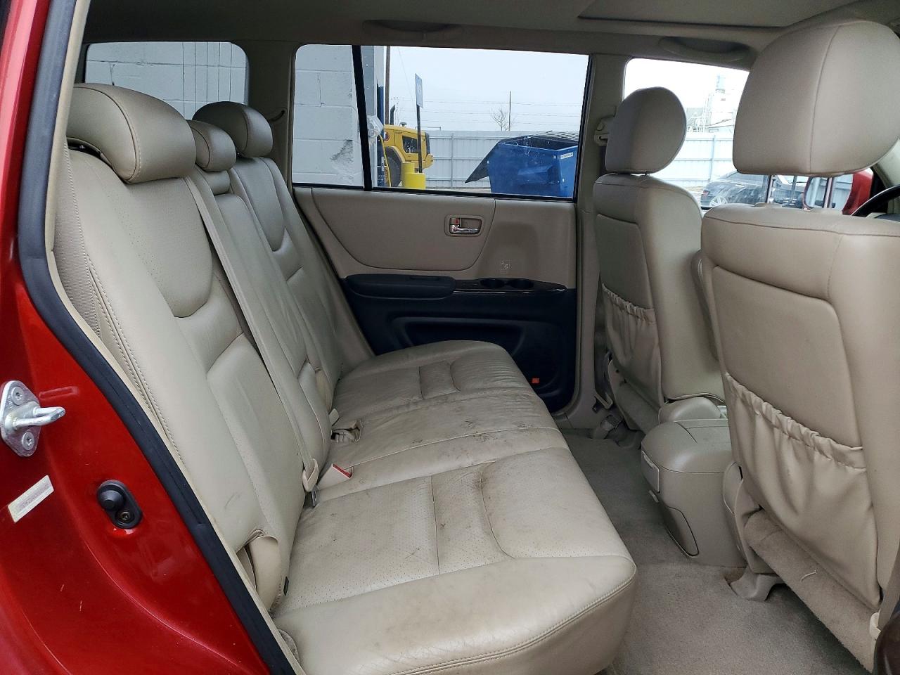 2003 TOYOTA HIGHLANDER