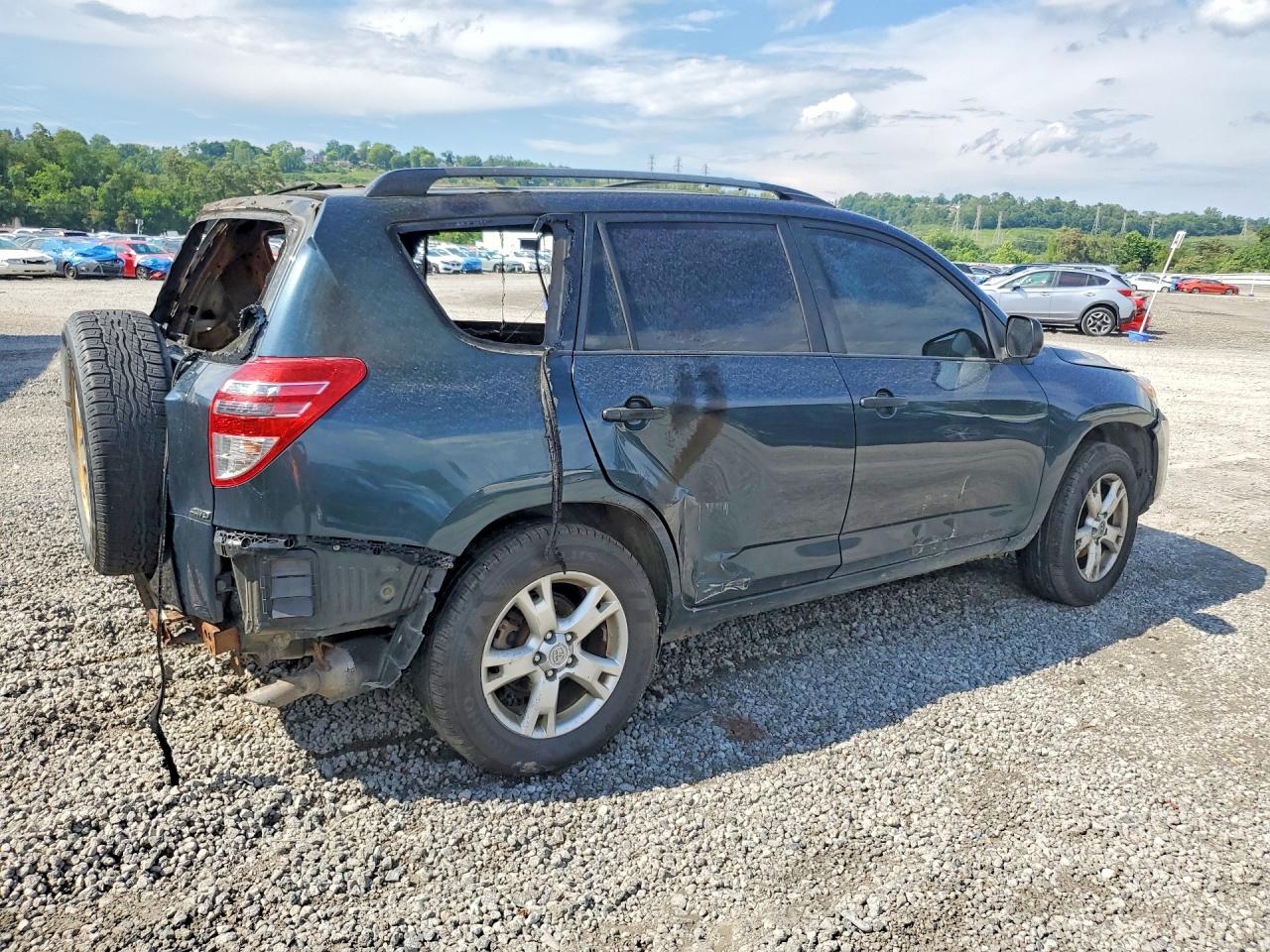 2011 TOYOTA RAV4