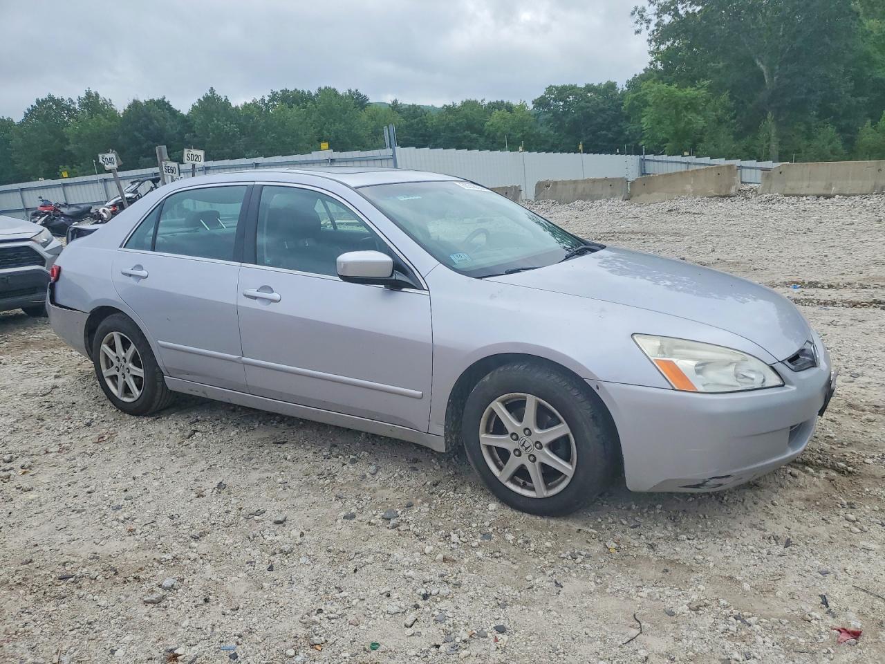 2004 HONDA ACCORD