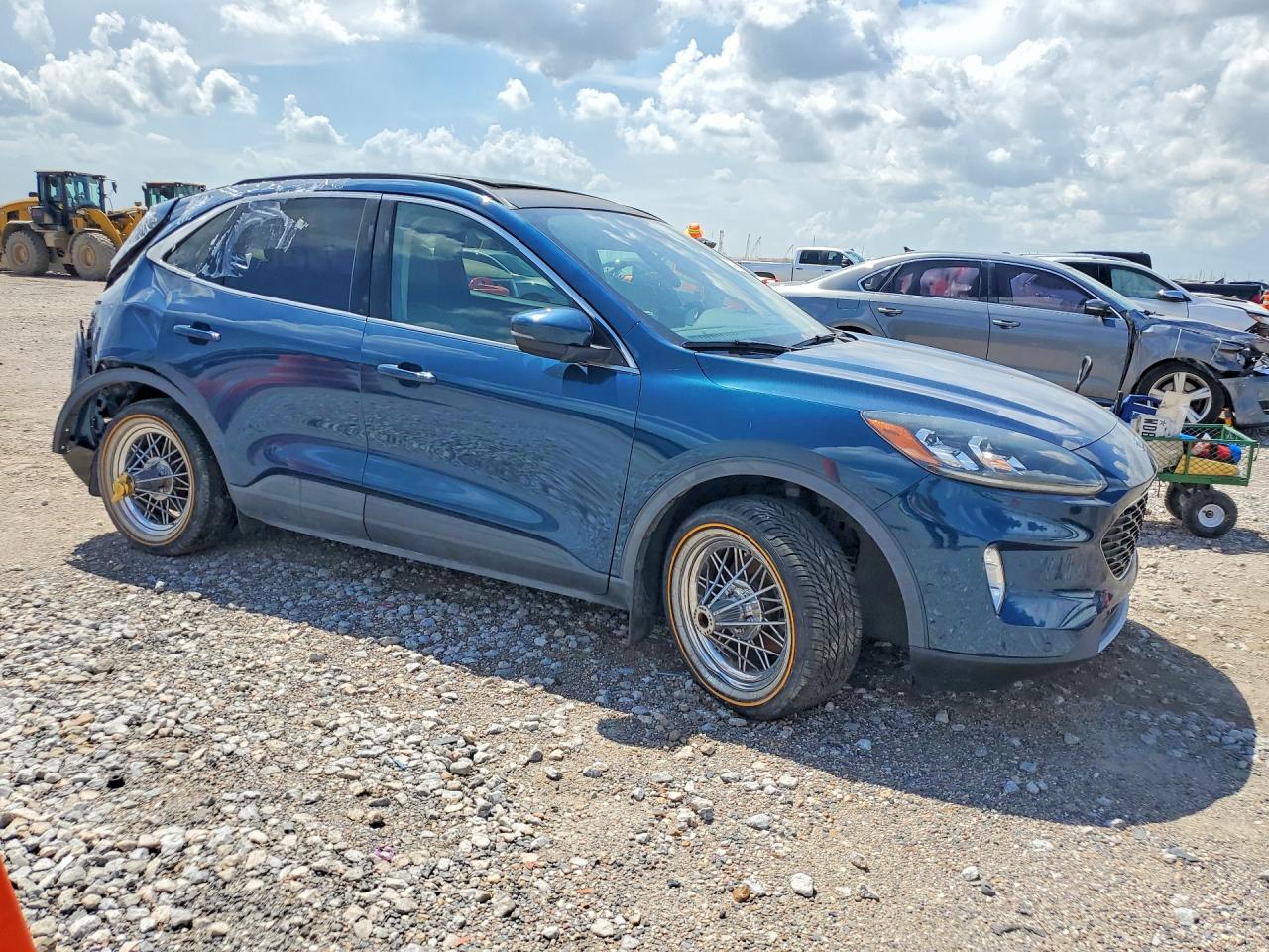 2020 FORD ESCAPE