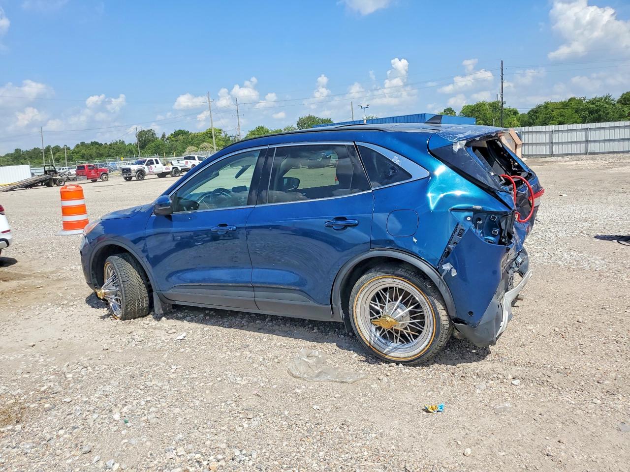 2020 FORD ESCAPE