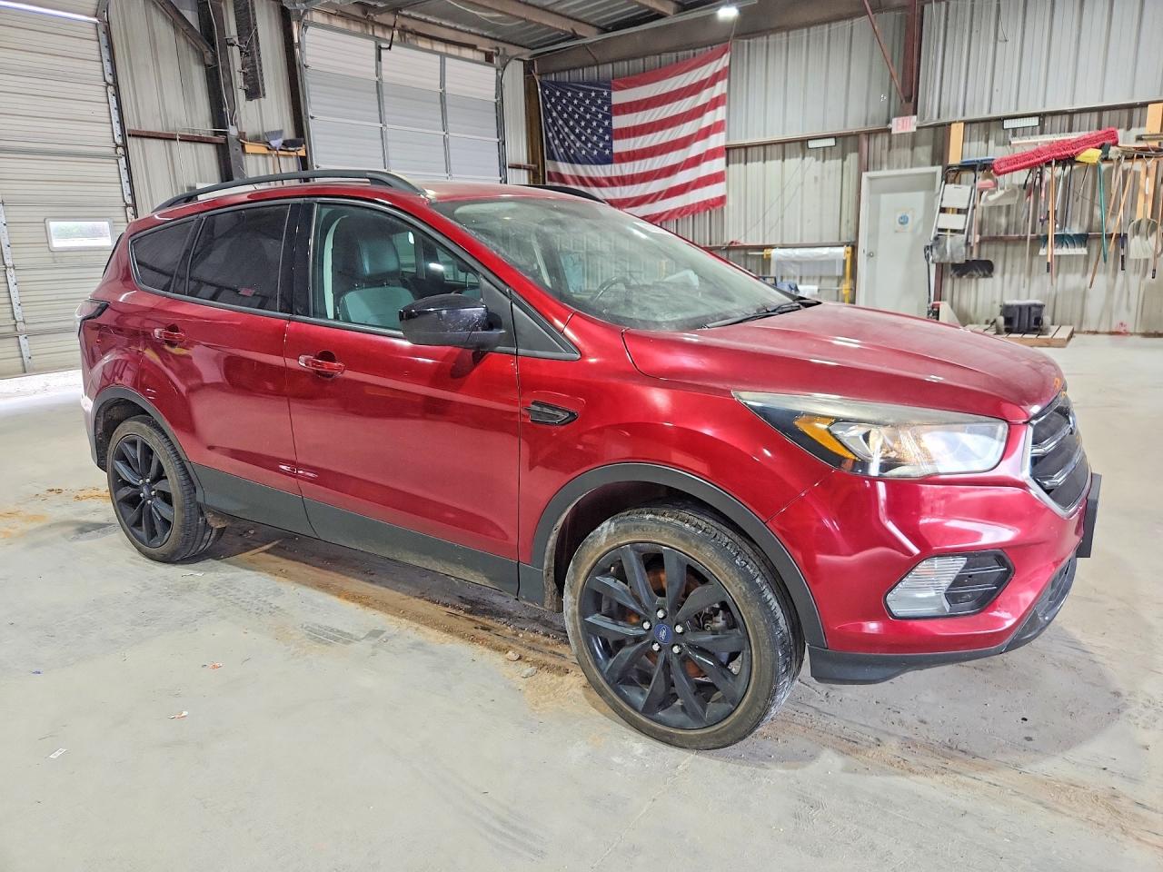 2017 FORD ESCAPE