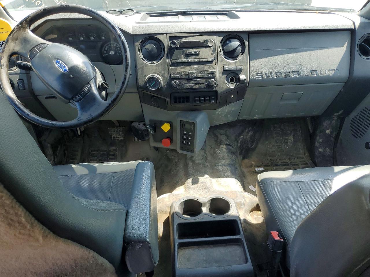 2015 FORD F750