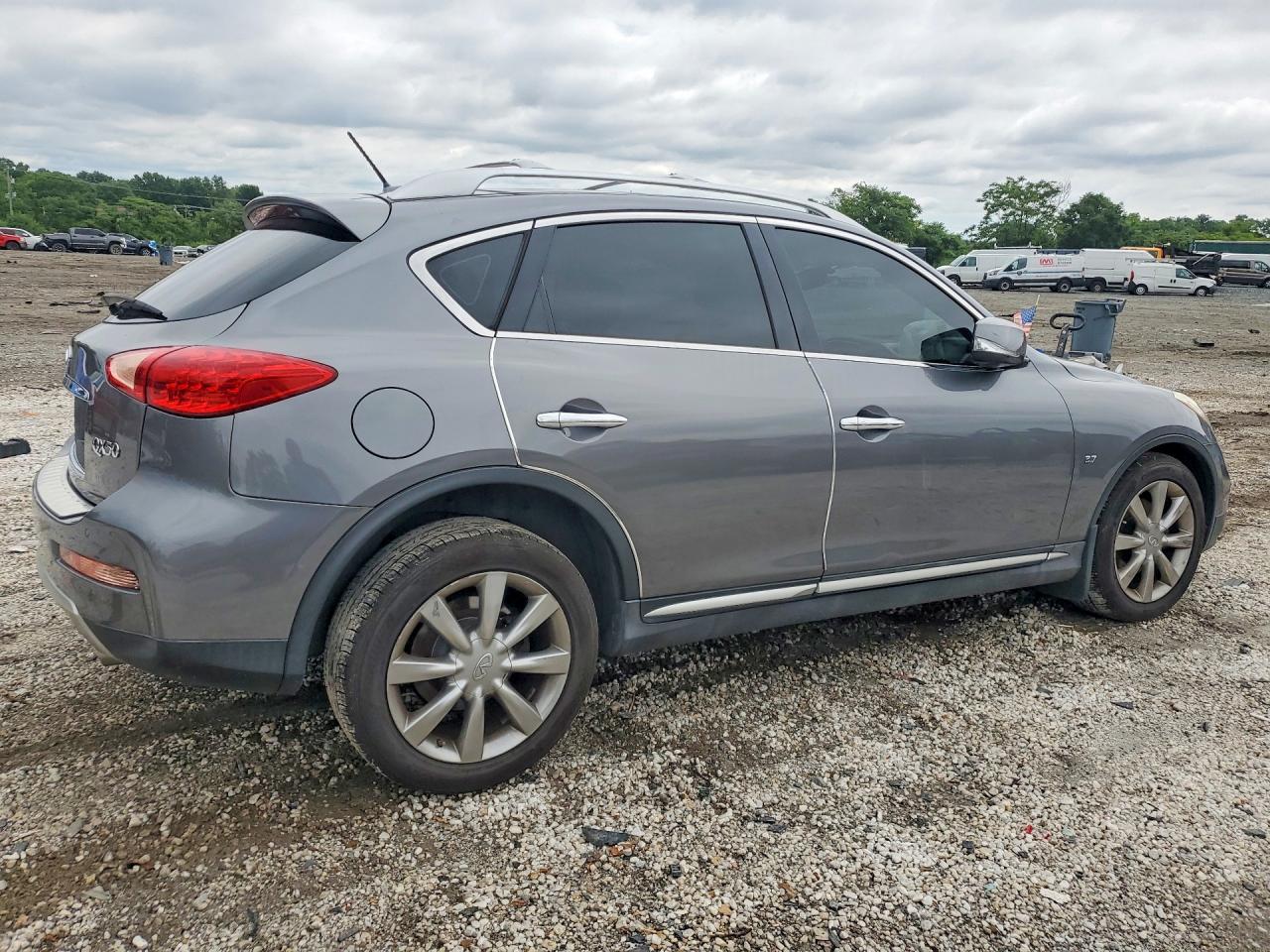 2016 INFINITI QX50