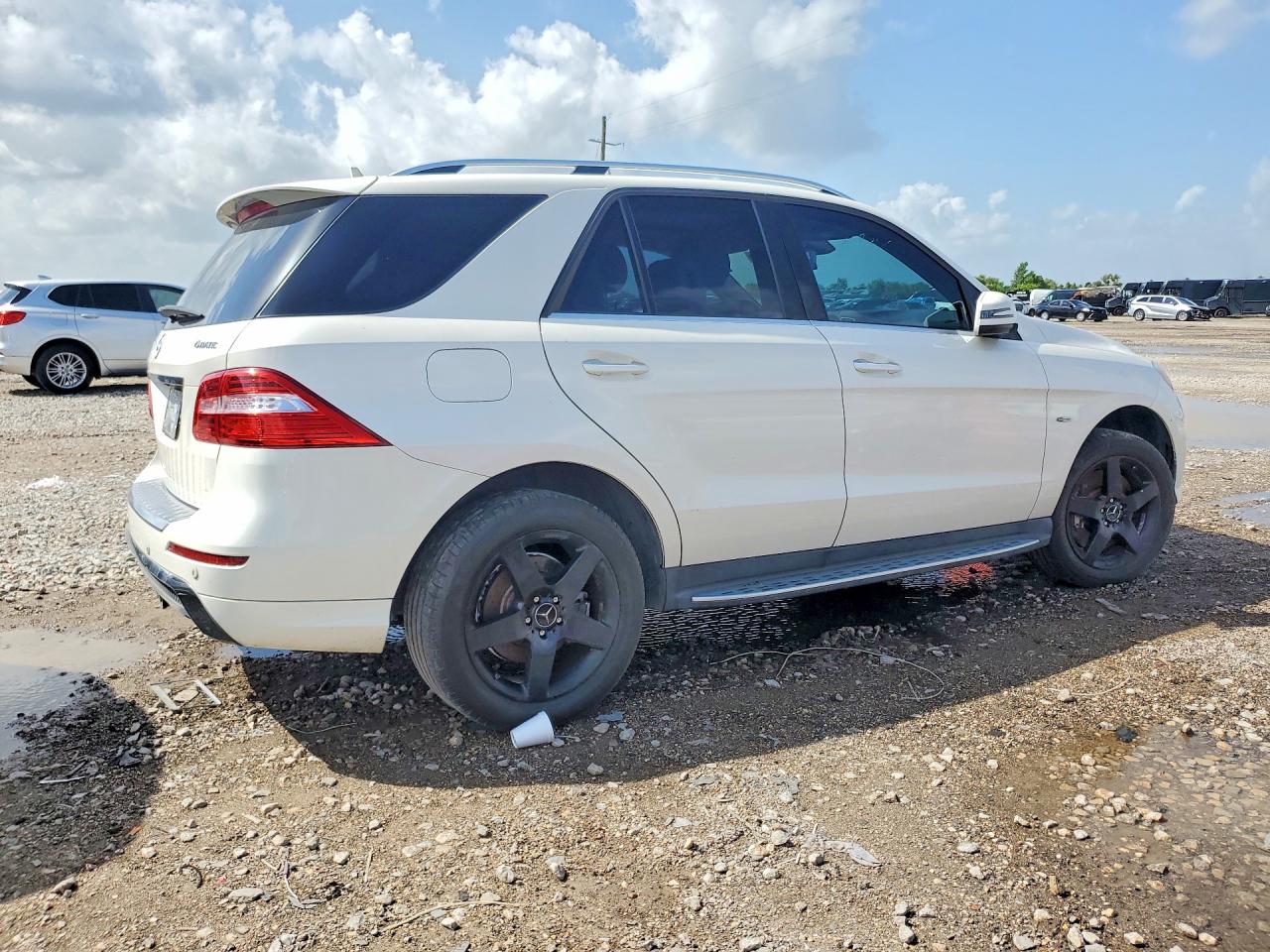 2012 MERCEDES-BENZ M-CLASS