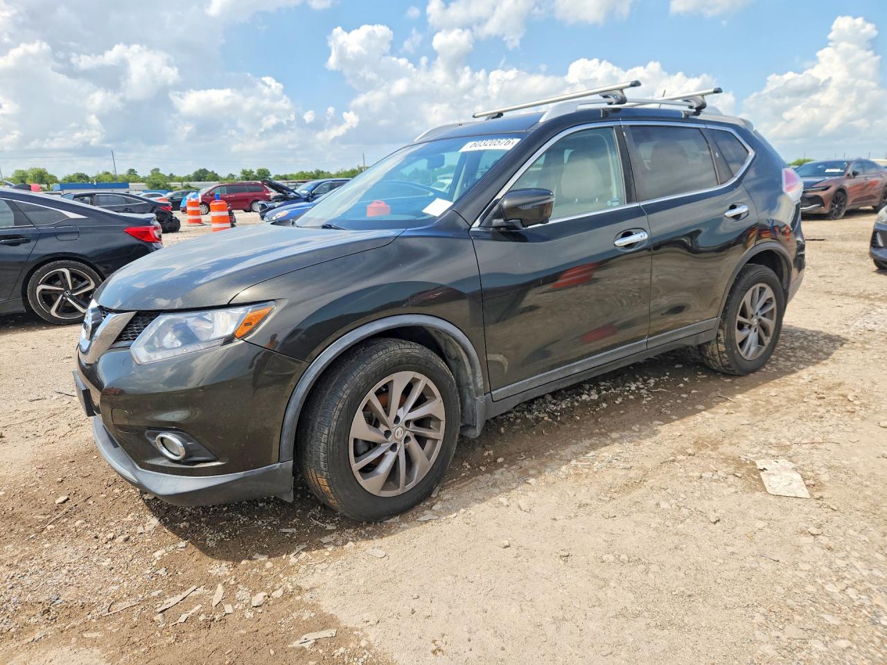 2016 NISSAN ROGUE