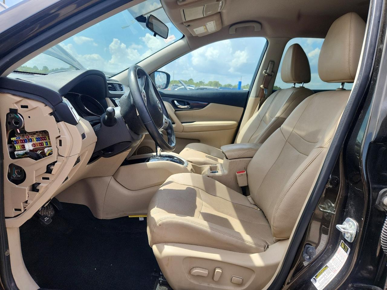 2016 NISSAN ROGUE