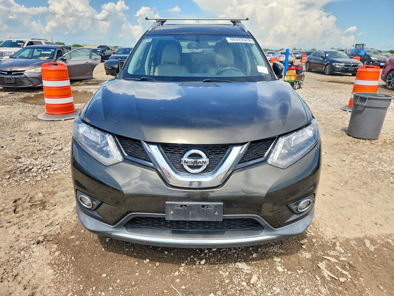 2016 NISSAN ROGUE